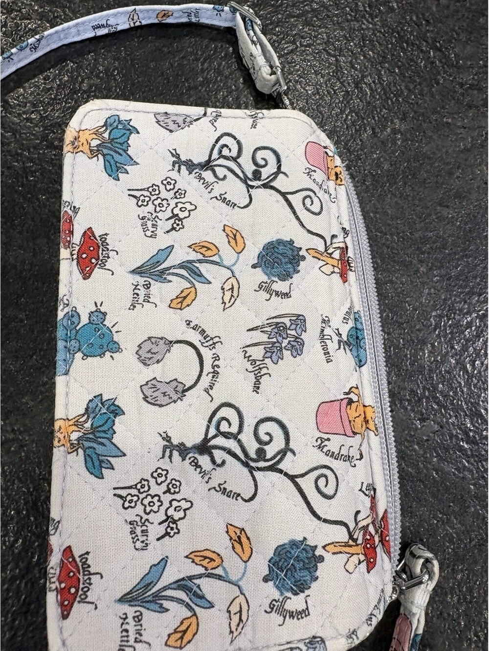 Vera Bradley Harry Potter Floral Multicolor Crossbody Zip Wallet ID Window - Picture 9 of 13